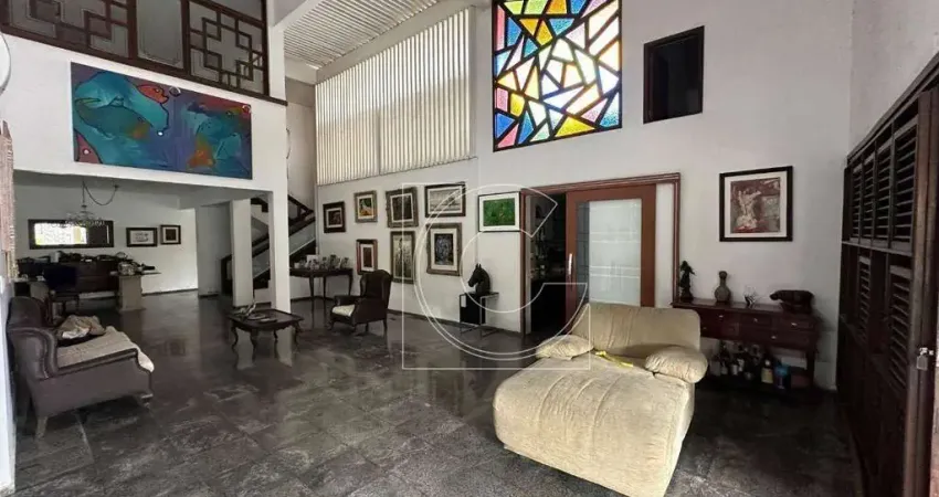 Casa Dúplex, 700m², 4 suítes, Guararapes, Fortaleza/CE.