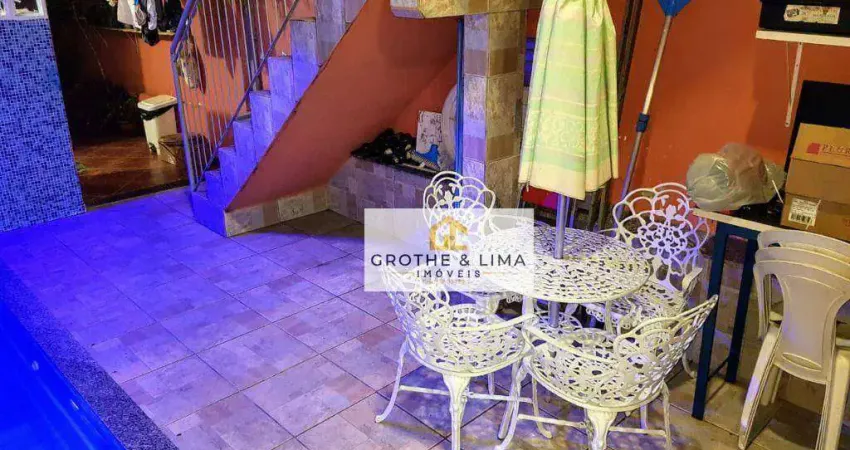 Sobrado com 3 dormitórios à venda, 130 m² por R$ 690.000,00 - Vila Industrial - São José dos Campos/SP