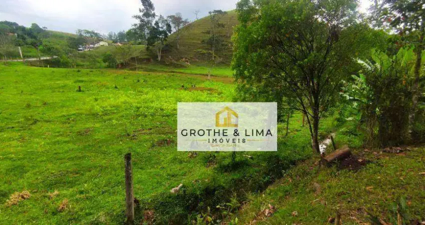 Chácara com 3 minas d´agua ,2 casas, asfalto na porta , internet , onibus à venda, 68000 m² por r$ 1.320.000 - bom sucesso - são josé dos campos/sp