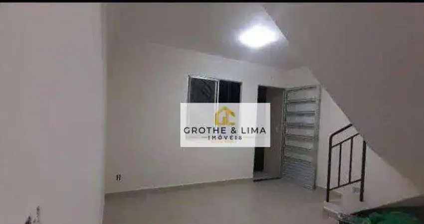 Sobrado com 2 dormitórios à venda, 51 m² por R$ 300.000,00 - Vila São Geraldo - São José dos Campos/SP