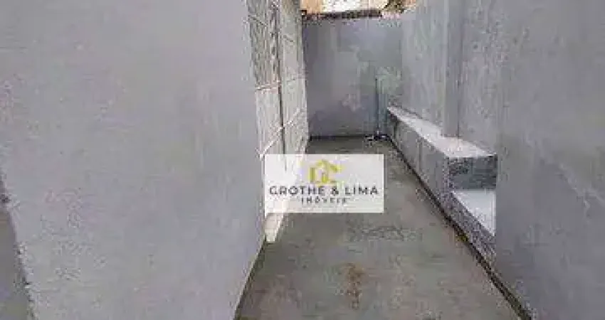 Casa com 2 dormitórios à venda, 140 m² por R$ 750.000,00 - Centro - São José dos Campos/SP