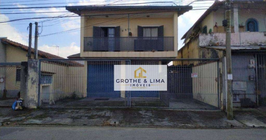 Sobrado com 3 dormitórios à venda, 240 m² - Conjunto Residencial Galo Branco - São José dos Campos/SP
