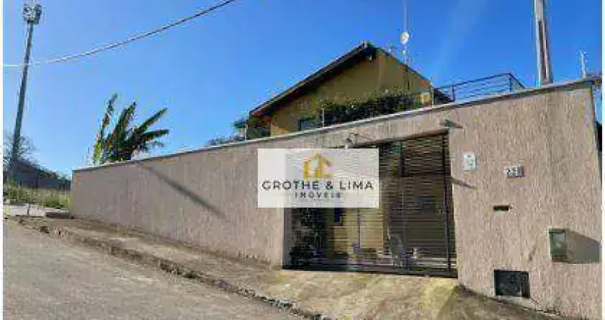Casa com 3 dormitórios à venda, 200 m² por R$ 770.000 - Barreiro - Taubaté/SP