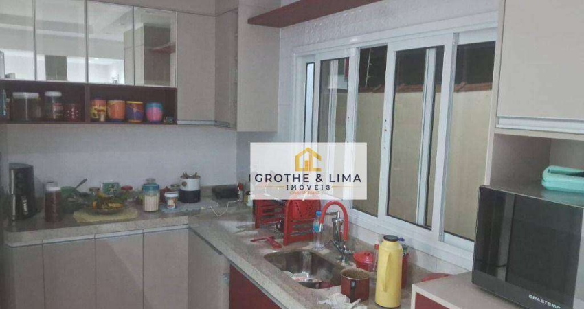Casa com 3 dormitórios, 1 suíte à venda - Loteamento Residencial Carangola - Pindamonhangaba/SP