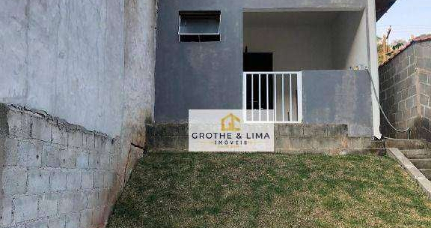 Sobrado com 2 dormitórios à venda, 85 m² por R$ 255.000,00 - Vila Amélia - Paraibuna/SP