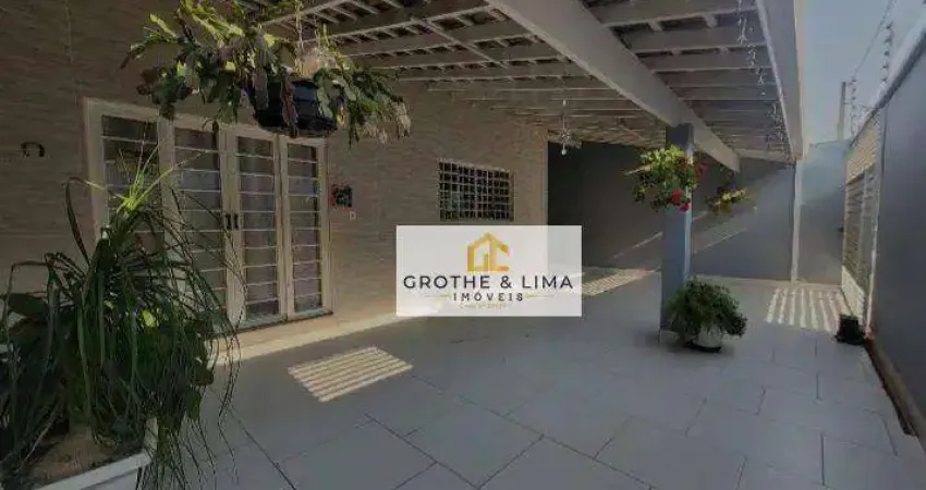 Casa com 2 dormitórios à venda, 250 m² por R$ 450.000,00 - Vila Suiça - Pindamonhangaba/SP