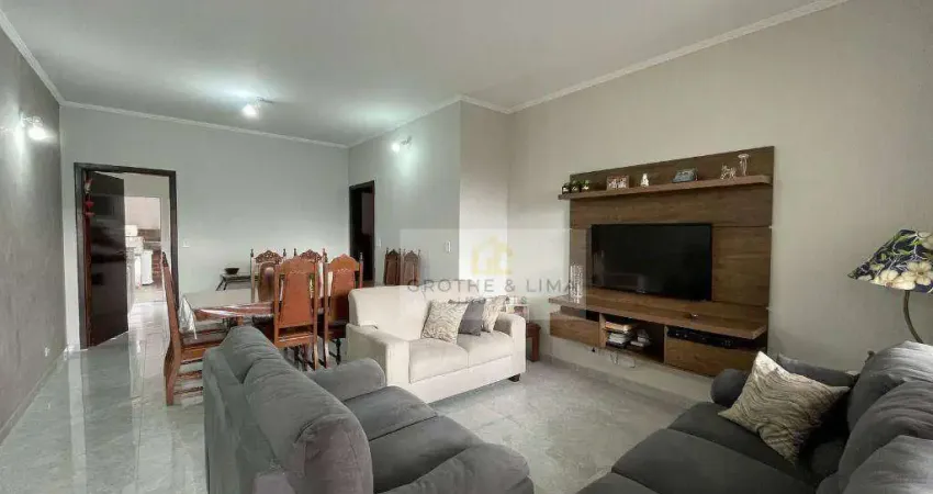 Casa com 2 quartos à venda na Rua Doutor João Tranchesi, Conjunto São Benedito, Jacareí