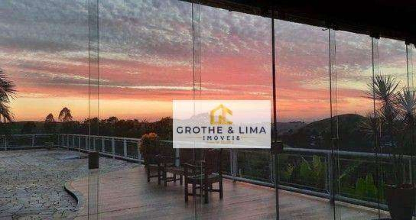 Sobrado com 3 dormitórios à venda, 580 m² por R$ 1.272.000,00 - Freitas - São José dos Campos/SP