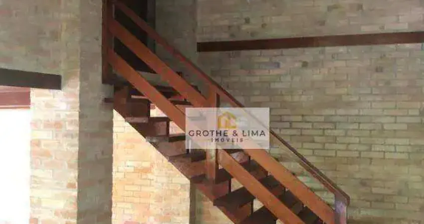 Sobrado à venda no mais nobre condomínio fechado de Ubatuba