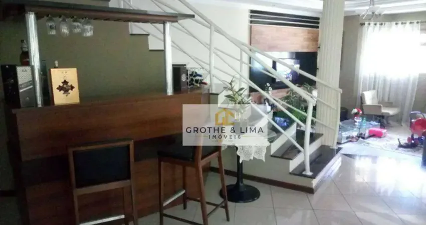 Casa com 4 dormitórios à venda, 318 m² por R$ 850.000,00 - Esplanada Santa Terezinha - Taubaté/SP
