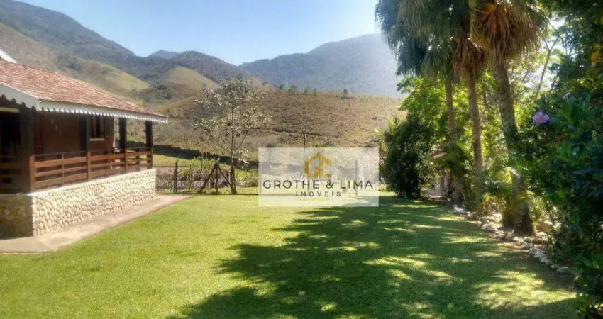 Chácara com 3 dormitórios à venda, 5000 m² por R$ 1.800.000,00 - Alto Do Piracuama - Pindamonhangaba/SP