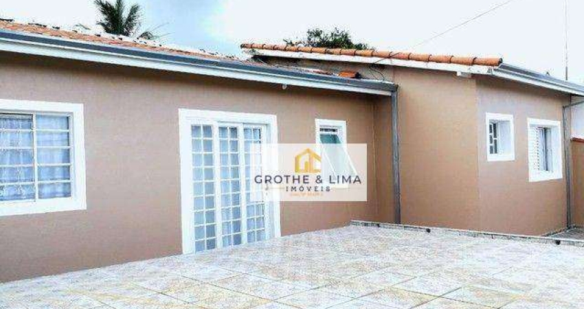 Casa com 4 dormitórios à venda, 230 m² por R$ 420.000,00 - Conjunto São Benedito - Jacareí/SP