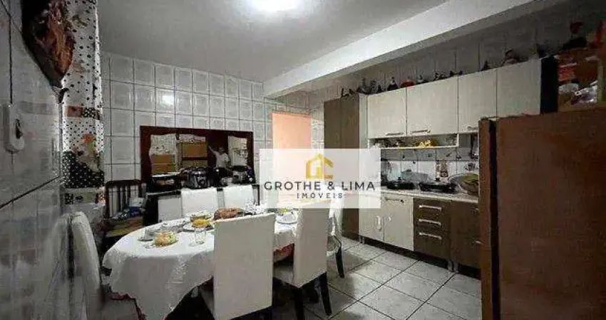 Excelente Sobrado com 4 dormitórios à venda, 280 m² - Parque Santo Antônio - Jacareí/SP