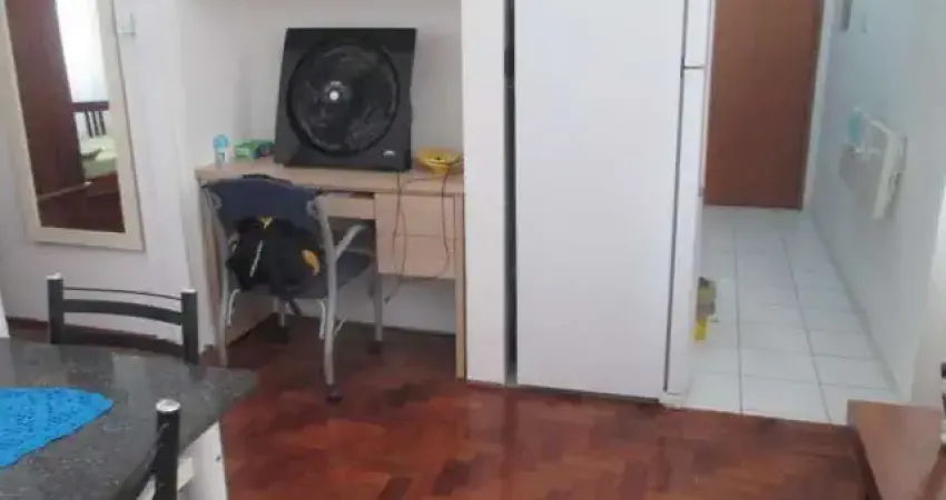 Kitnet / Stúdio à venda na Avenida Ipiranga, 1248, República, São Paulo
