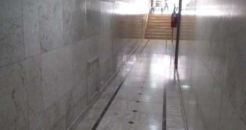 Ponto comercial para alugar na Rua Boa Vista, 230, Centro, São Paulo