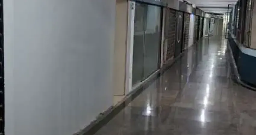 Sala comercial à venda na Rua Vinte e Quatro de Maio, 188, Centro, São Paulo