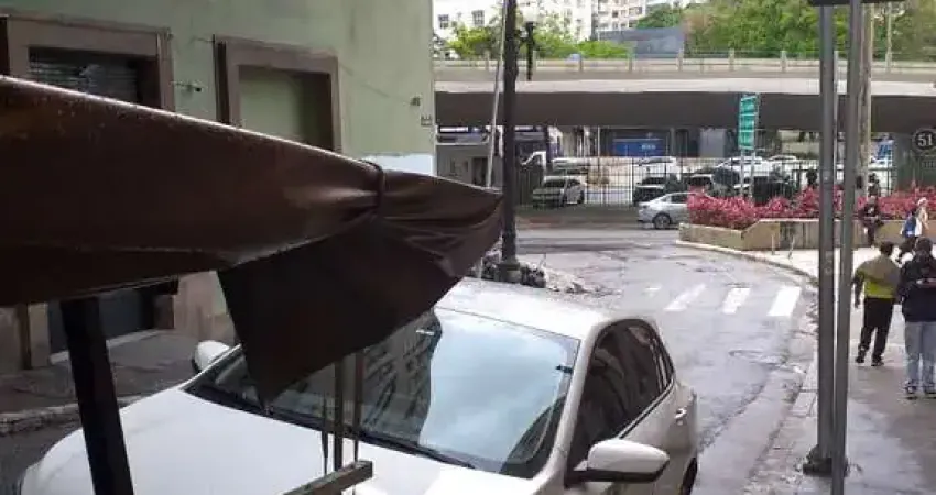 Kitnet / Stúdio para alugar na Largo São Francisco, 98, Centro, São Paulo