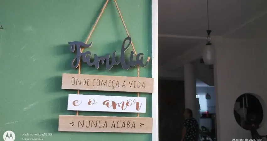 Casa com 4 quartos à venda na Rua Marília Tereza dos Santos, 121, Ipitanga, Lauro de Freitas