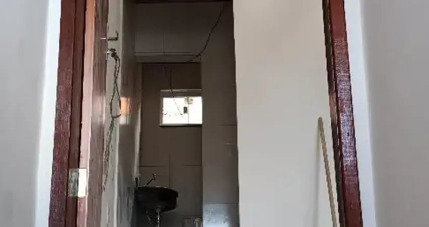 Apto sobrado 1º andar - novinho - a 15 minutos praia de ipitanga