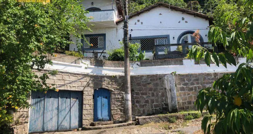 Casa com 3 dormitórios à venda, 443 m² por R$ 900.000,00 - Parque Prainha - São Vicente/SP