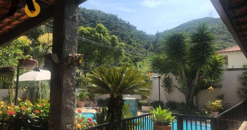 Casa com 3 dormitórios à venda, 300 m² por R$ 790.000,00 - Taquara - Rio de Janeiro/RJ