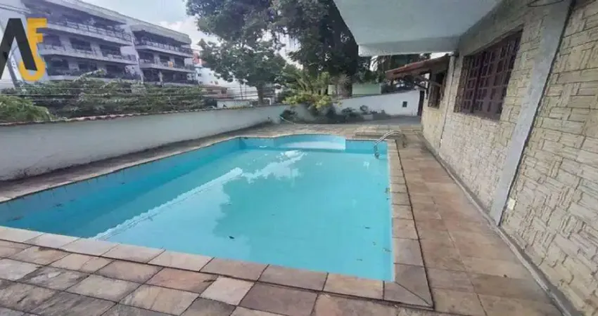 Casa com 4 dormitórios à venda, 364 m² por R$ 1.000.000,00 - Pechincha - Rio de Janeiro/RJ