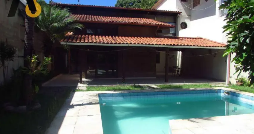VENDO MARAVILHOSA CASA DUPLEX 312M² NO PECHINCHA