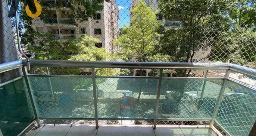 Vendo ótimo apartamento, bem ventilado 2 quatos, suíte, com vaga.