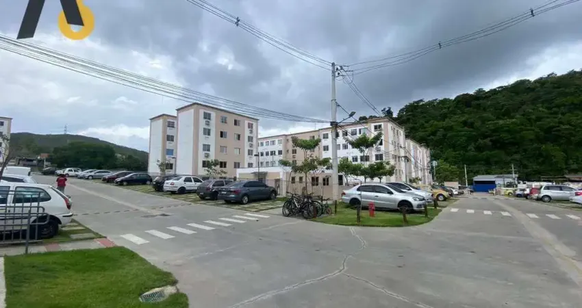 Apartamento com 2 dormitórios à venda, 40 m² por R$ 195.000,00 - Tanque - Rio de Janeiro/RJ