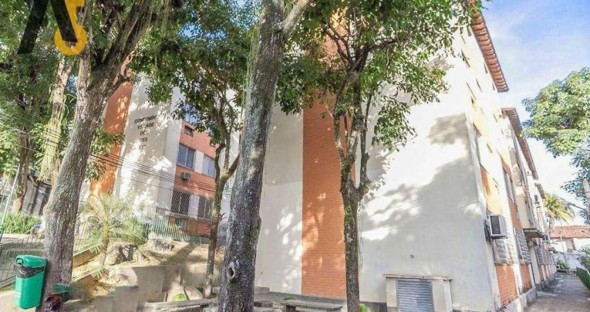 VENDO APARTAMENTO COM 02 QUARTOS, RECÉM REFORMADO, NO PECHINCHA