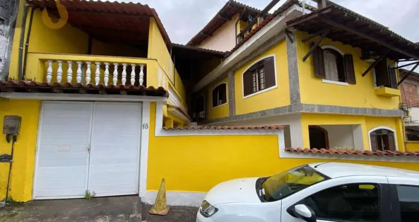 Casa em vila. duas casas com preço de uma! 4 quartos, uma suíte!