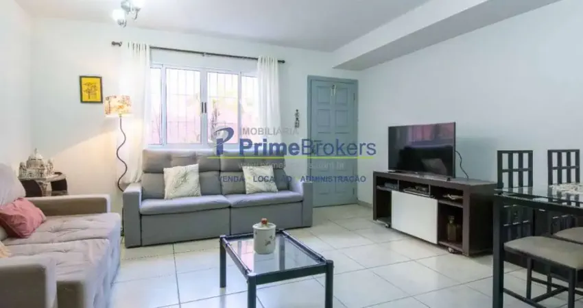 Sobrado, 148m² - 3 dormitórios, 1 suíte, 2 vagas, quintal privativo - saúde