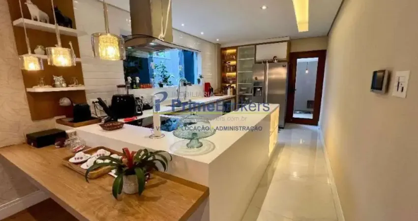 Casa : 3 quartos, 1 suíte, 300 m², 2 vagas, ar condicionado, espaço gourmet, 3 andares.