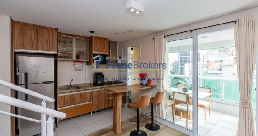 Duplex, 80m² - 2 suítes, 2 vagas, varanda ensolarada e reformado - bela vista