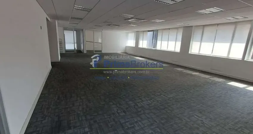 Excelente sala comercial ampla com 3 vagas de garagens  na av paulista e próximo metro brigadeiro. e
