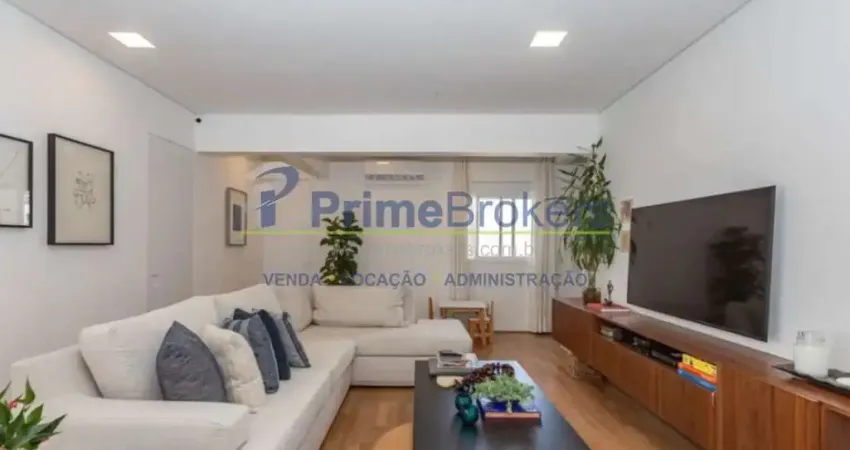 Com 110 m² de área privativa, o imóvel conta com 2 suítes, 3 banheiros e 4 vagas de garagem.