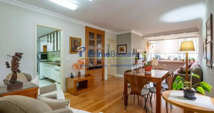 Com 84m² de área privativa, o imóvel possui 2 dormitórios, sendo 1 suíte, e 2 banheiros, ideal para