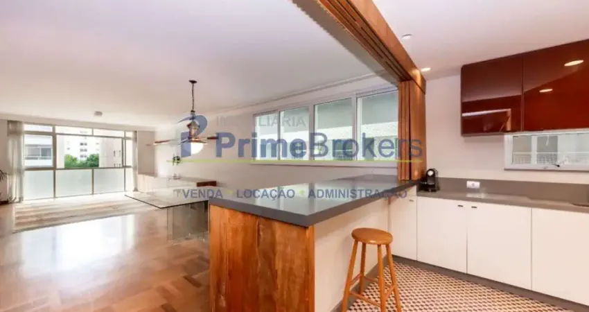 Apartamento, 198m² - 3 Dormitórios, 2 Suítes, 2 Vagas, Reformado - Itaim Bibi