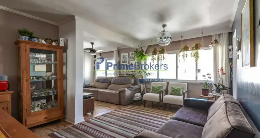 Com uma área privativa de 82,47 m², este imóvel possui 2 dormitórios, 1 banheiro social e 1 vaga de