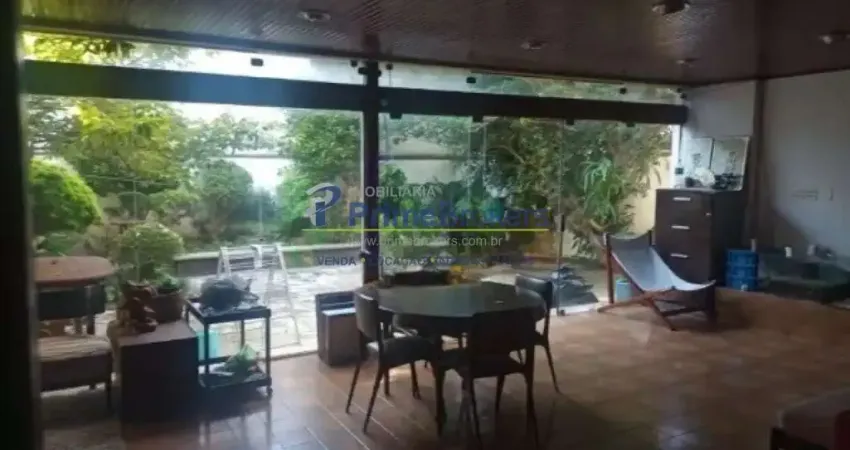 Sobrado à venda em moema com 400 m², 3 quartoss, 2 suítes e 2 vagas