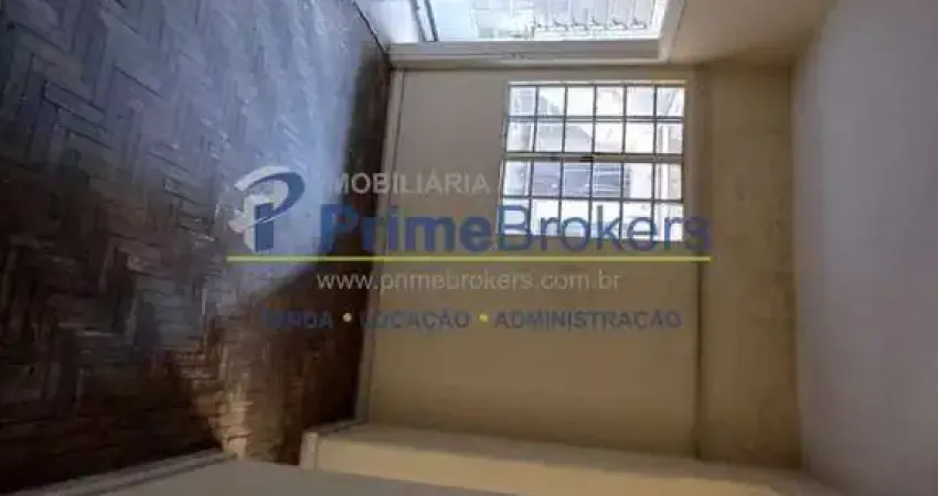 Prédio com 3 andares para reforma Próximo ao metrô Liberdade SP.