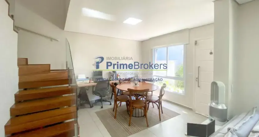 Casa Condomínio á venda com 2 quartos, sendo 1 suíte, 84m² - 1 Vaga - Aclimação