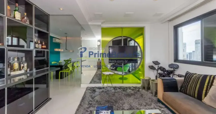 Apartamento, 89m² - 3 Dormitórios, 1 Suíte, 2 Vagas, Lareira e Varanda - Moema