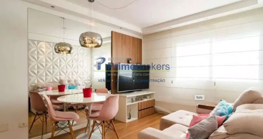 Apartamento, 50m² - 2 Dormitórios, 1 Vaga, Reformado e Mobiliado - Praça da Árvore