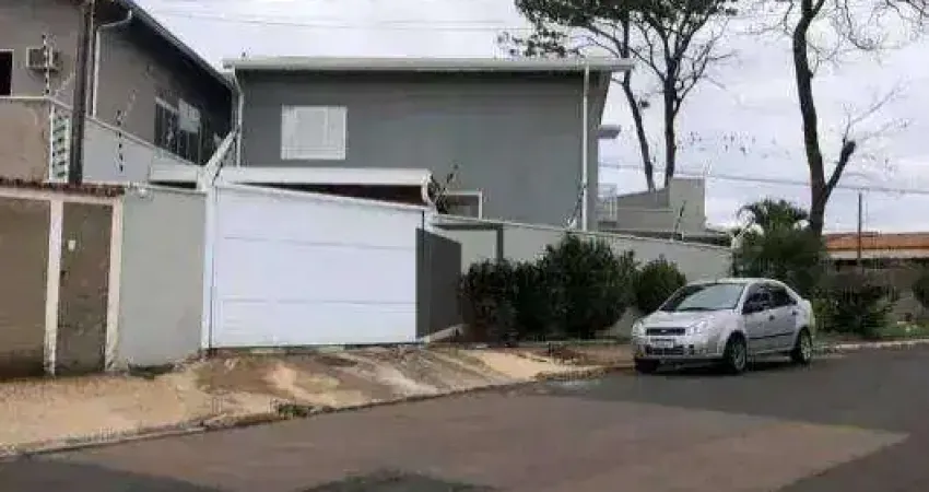 Casa para venda e aluguel em Jardim Conceição de 131.00m² com 2 Quartos, 1 Suite e 3 Garagens