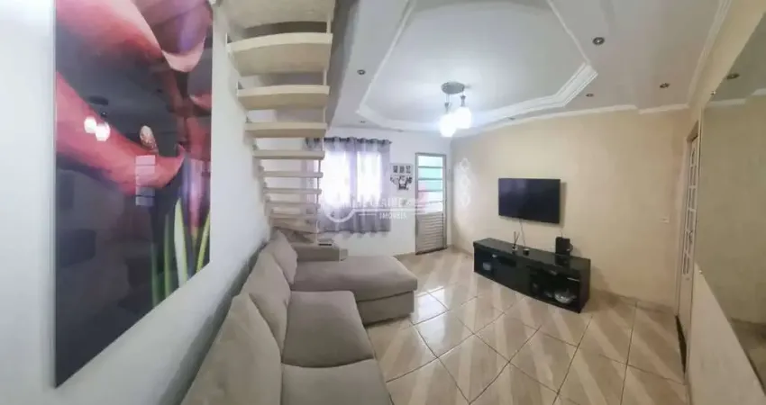 Casa de Condomínio à Venda na Zona Leste - R$ 330mil