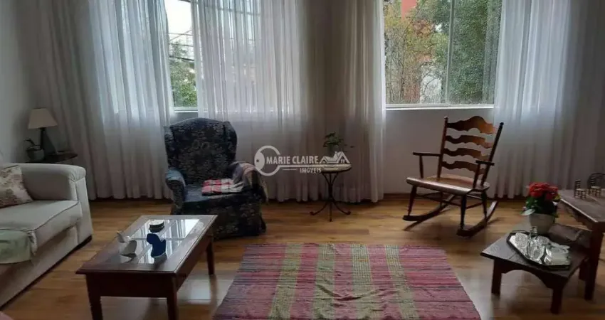 Casa á venda no sumarezinho - 4 dormitórios, uma suíte e com 2 vagas de garagem