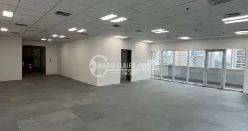 Casa comercial para alugar na Rua Bacaetava, Vila Gertrudes, São Paulo