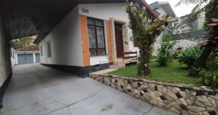 Casa com 3 quartos à venda na Rua Parintins, Vila Izabel, Curitiba