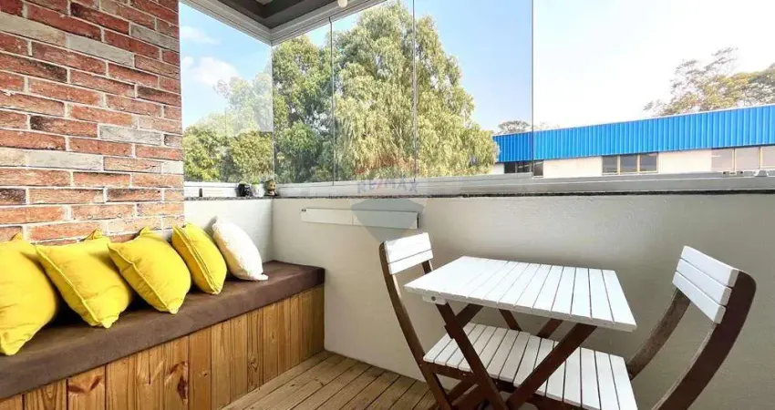 Apartamento Mobiliado Com 3 dormitórios e 2 Vagas de Garagem
